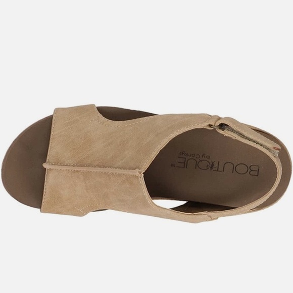 Corkys Women's Carley Wedge Sandal - Taupe Size 8 - Picture 4 of 13